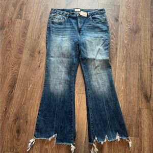Distressed Flare Jeans in Blue